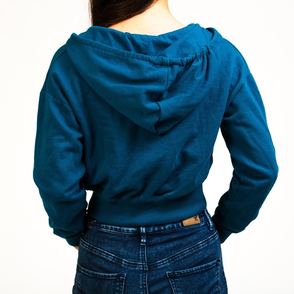 ●FOREVER 21 Cropped Zip Up Hoodie - Picture 3 of 3